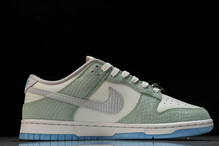 nike dunk low lx "year of the dragon" - fz5065-111