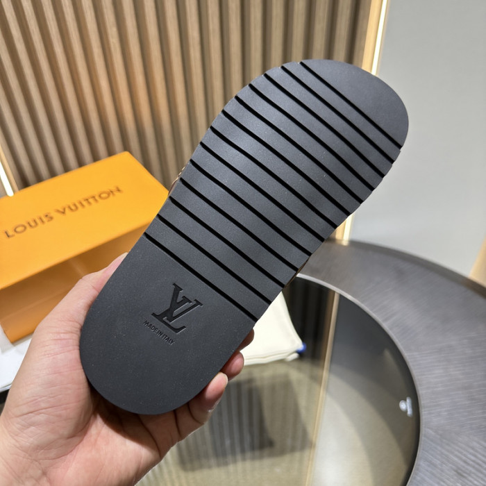 LVT SLIDE COPSHOE LVS-105