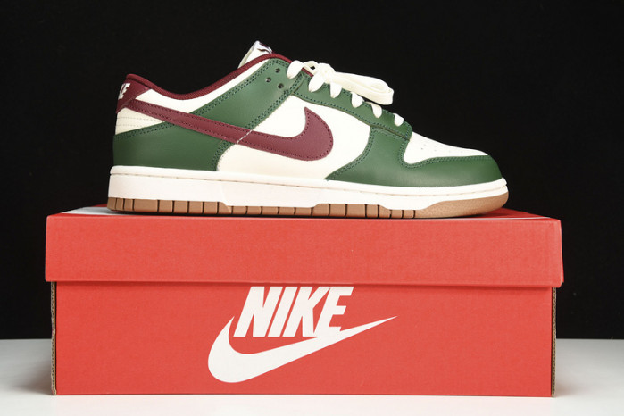 nike dunk low "gorge green" fb7160-161
