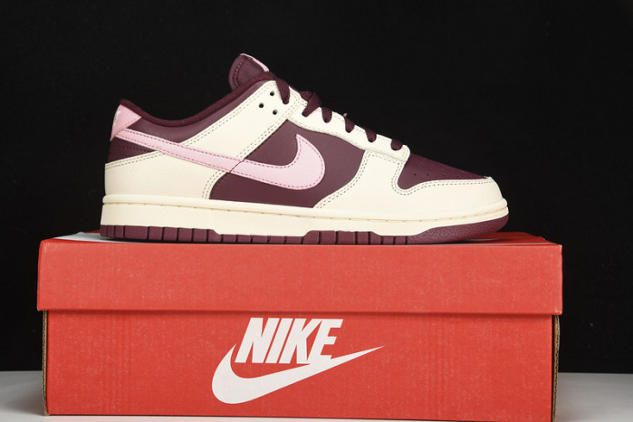 nike dunk low valentine