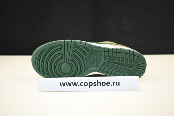 nike dunk low tan green fb7160-231